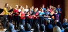 Ein toller Vokal-Kurs - in traditioneller Chor-Austellung